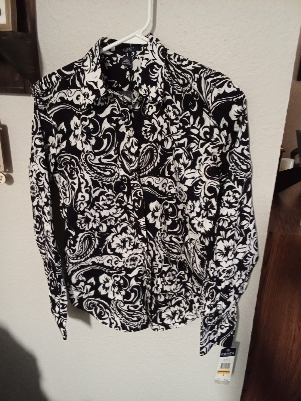 Chaps Long Sleeve Shirt Size Small